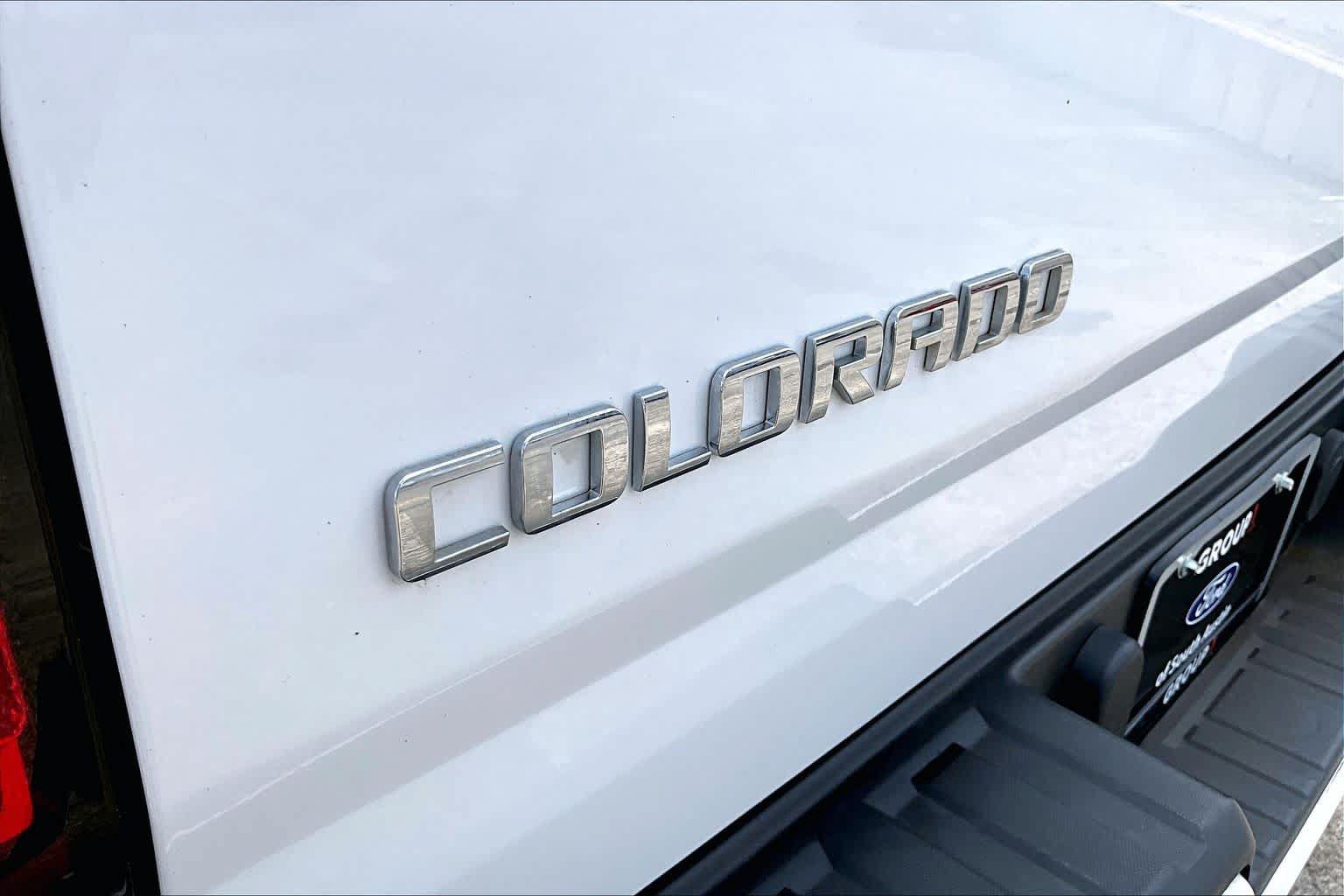 Used 2018 Chevrolet Colorado LT w/ LT Convenience Package RWD image 13