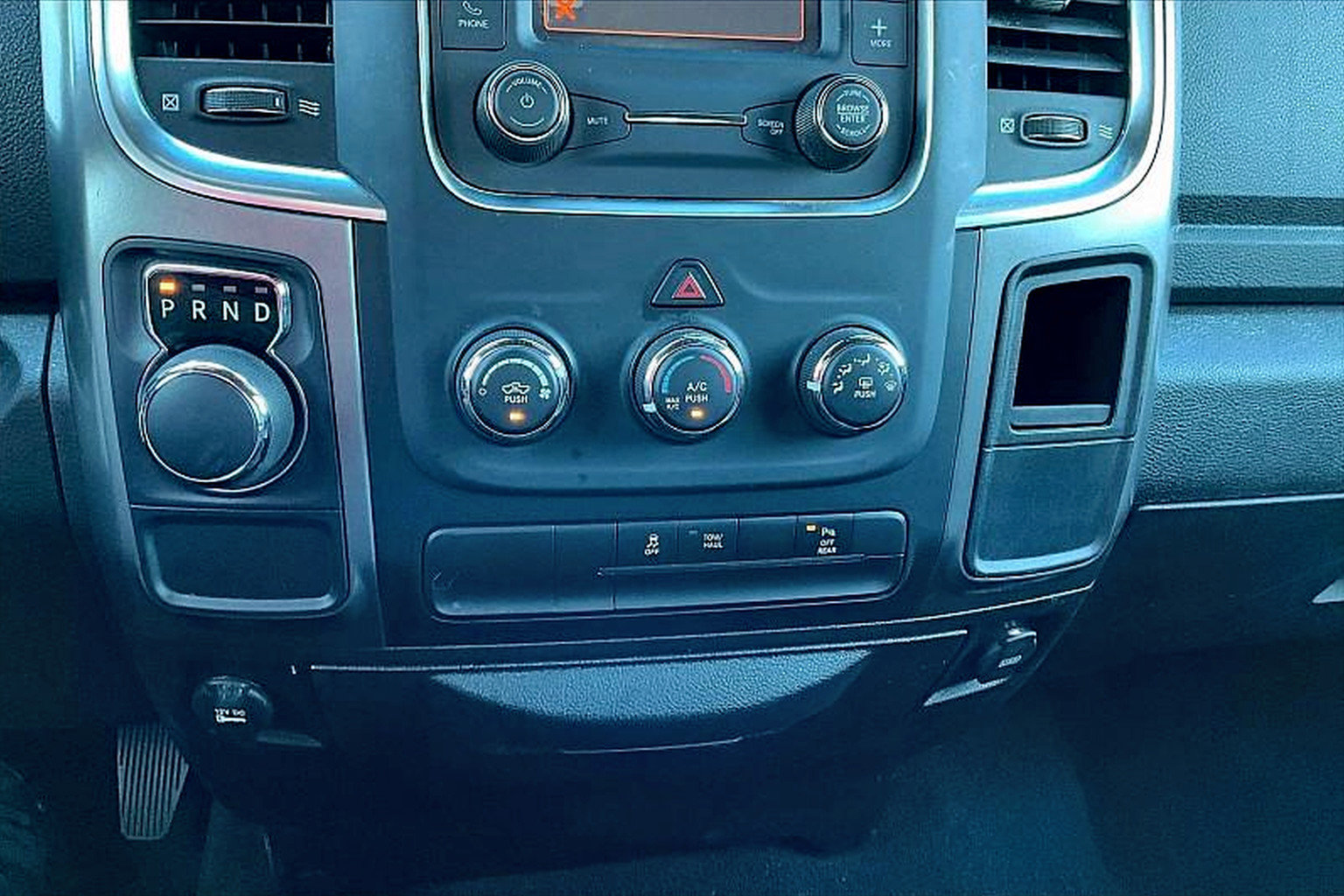 Used 2024 RAM 1500 Classic Warlock image 29