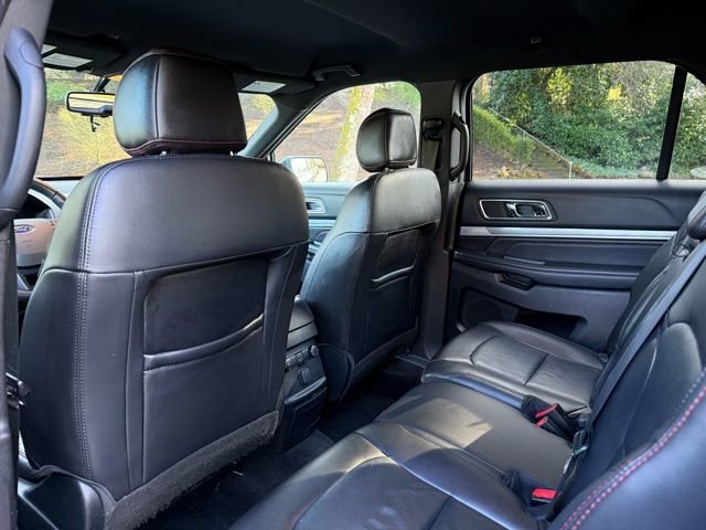Used 2017 Ford Explorer Sport image 27