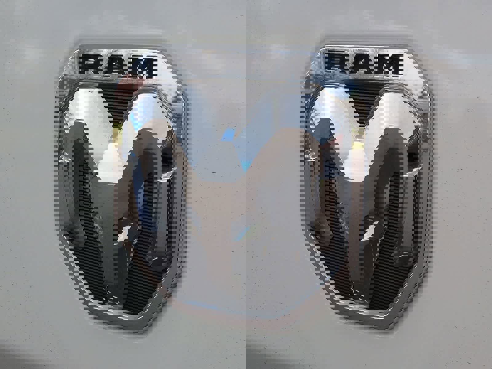 Used 2022 RAM 3500 Limited image 10