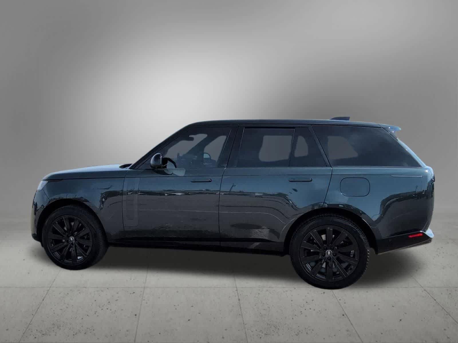 Certified 2025 Land Rover Range Rover SE AWD/4WD image 3