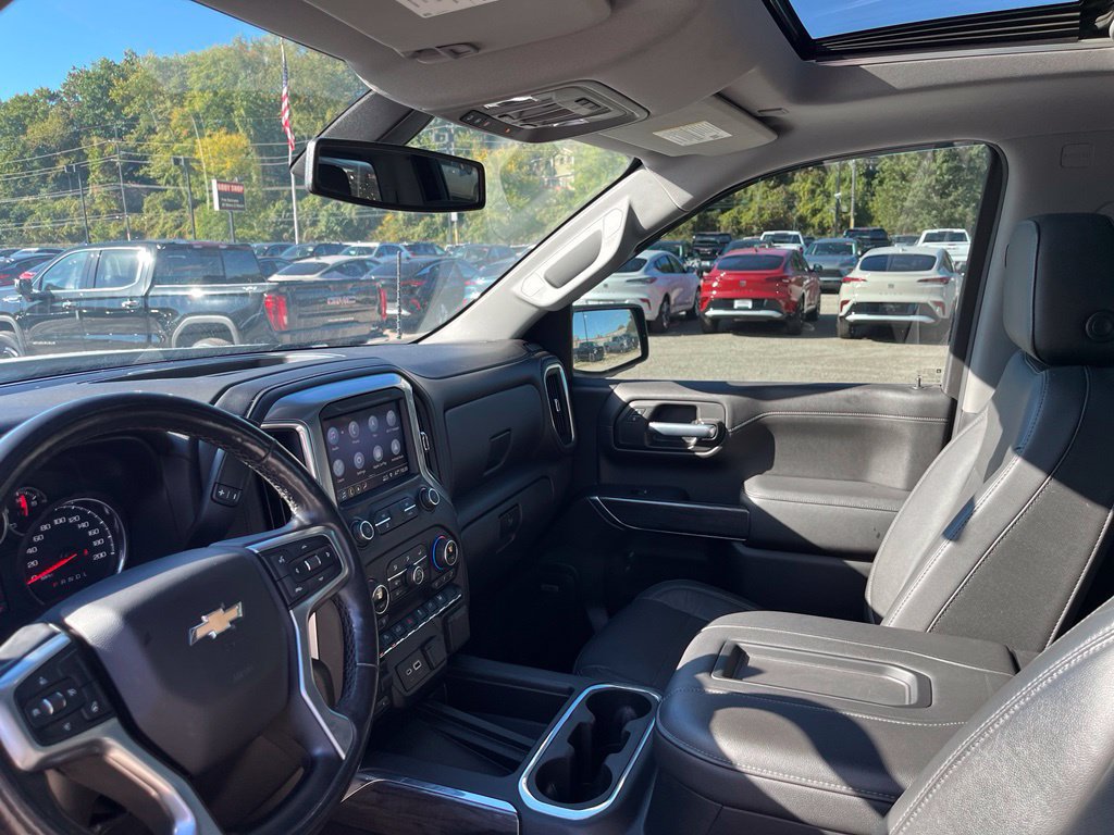 Used 2019 Chevrolet Silverado 1500 LTZ w/ LTZ Plus Package AWD/4WD image 18