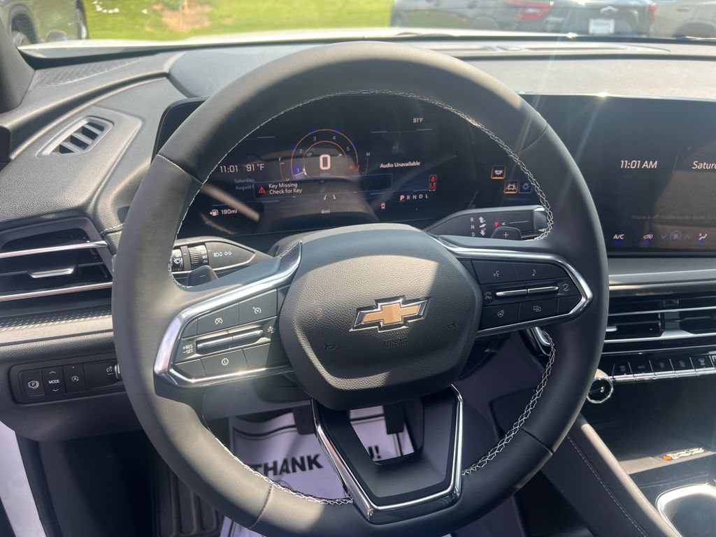 New 2027 Chevrolet Traverse LT w/ Driver Confidence Package FWD image 13