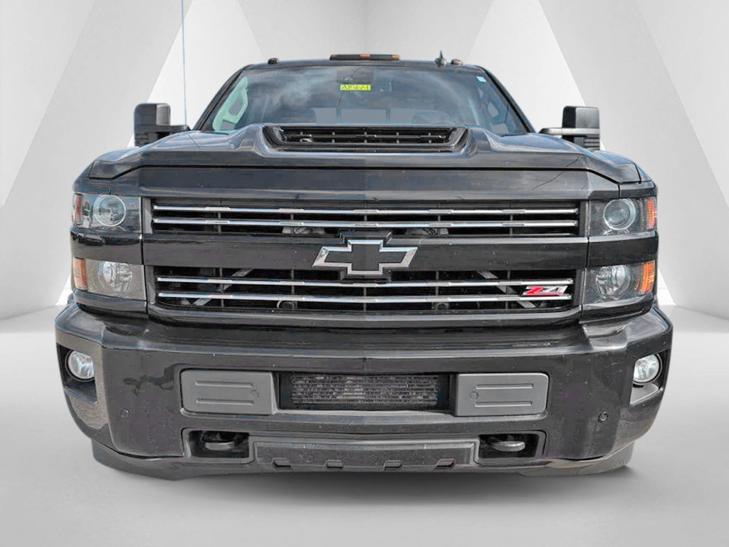 Used 2018 Chevrolet Silverado 2500 LTZ w/ Midnight Edition AWD/4WD image 2