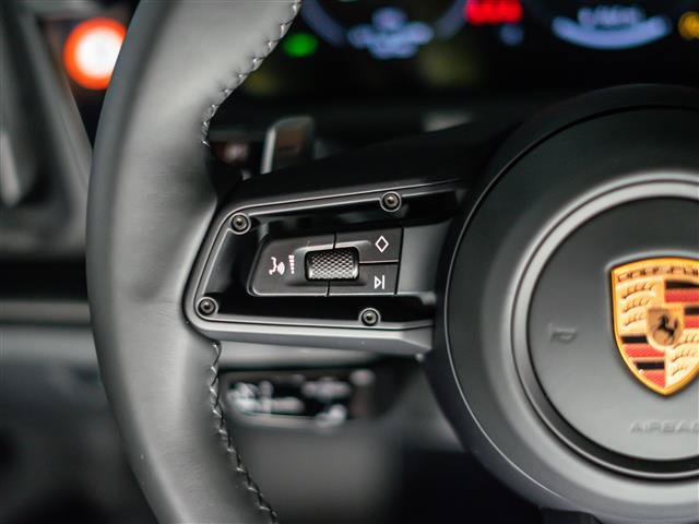 New 2026 Porsche Cayenne GTS AWD/4WD image 19