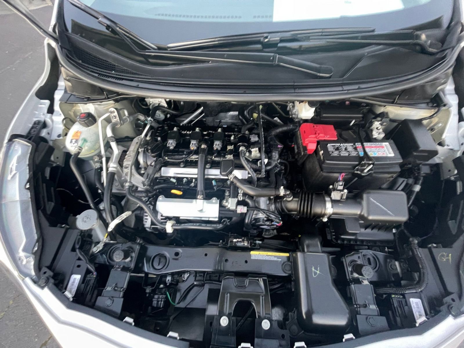 Used 2025 Nissan Versa SV image 31