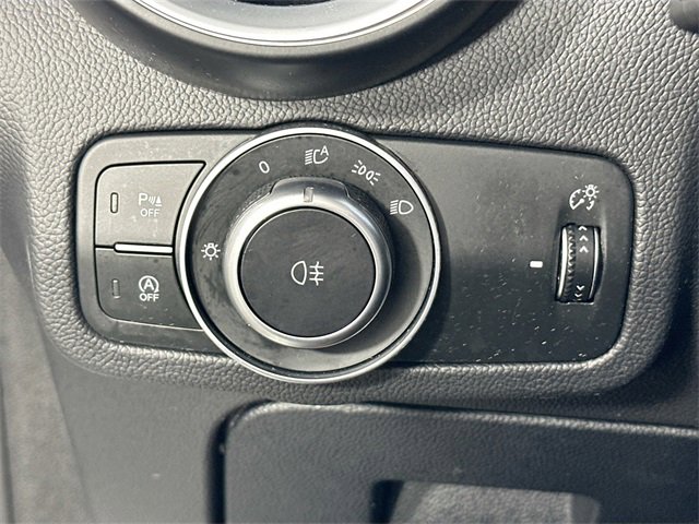 Used 2022 Alfa Romeo Stelvio Veloce image 25