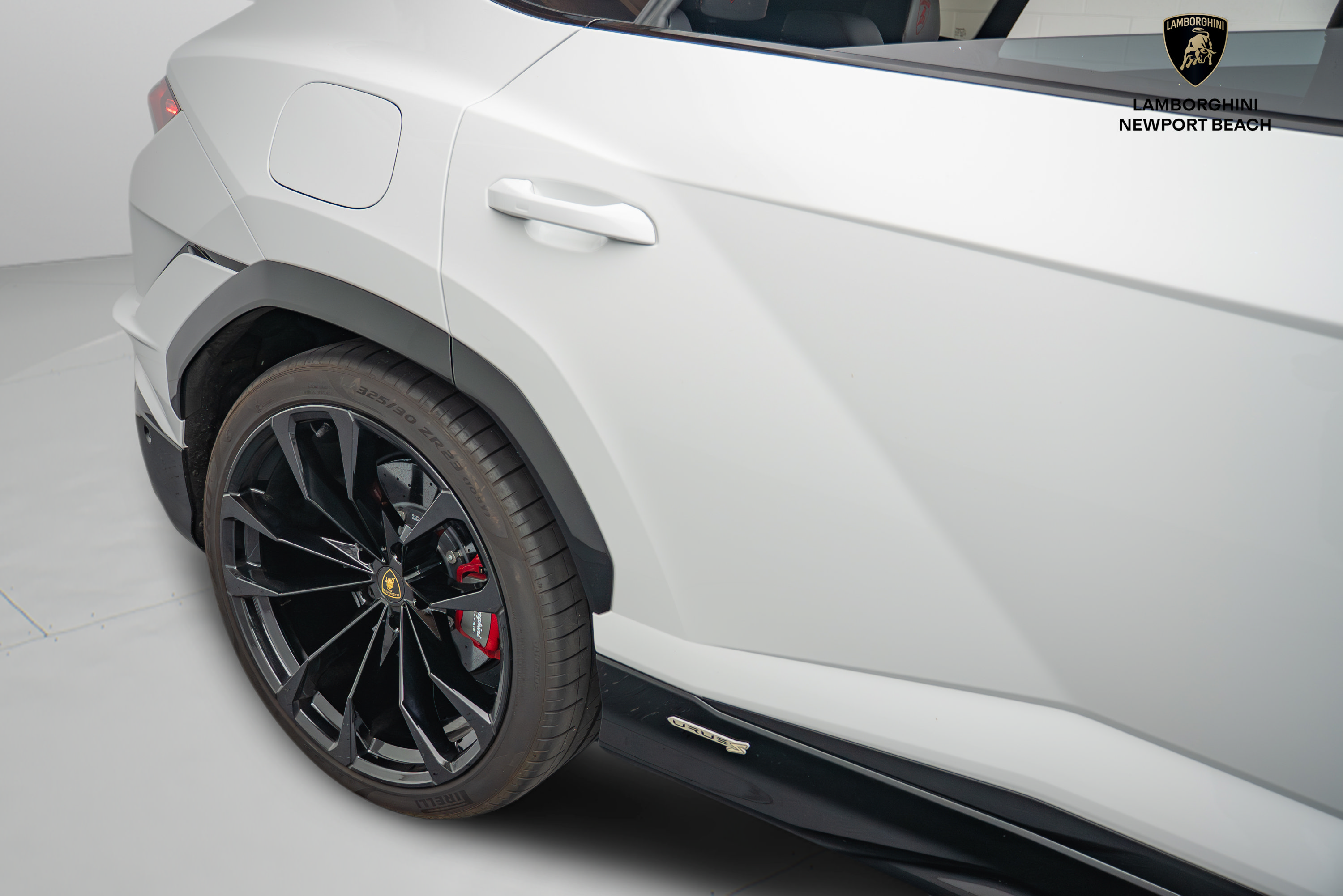 Used 2024 Lamborghini Urus S AWD/4WD image 40
