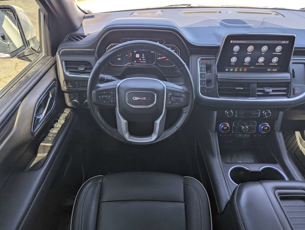 Used 2021 GMC Yukon XL SLT w/ SLT Luxury Plus Package image 18