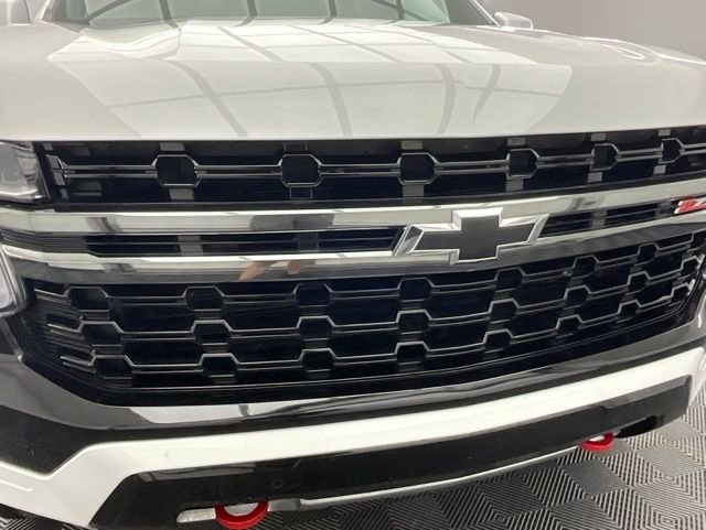 Used 2022 Chevrolet Suburban Z71 image 26