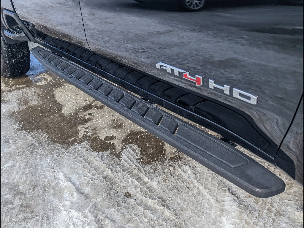 Used 2025 GMC Sierra 2500 AT4 w/ AT4 Premium Plus Package image 13