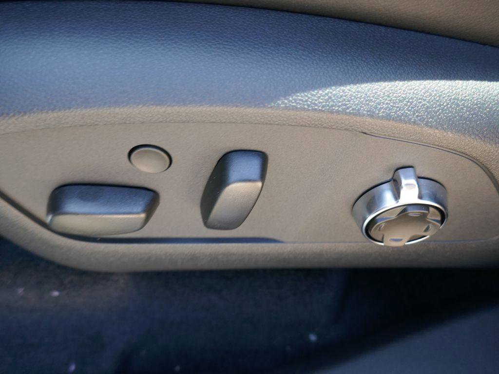 New 2026 GMC Acadia Denali Ultimate image 16