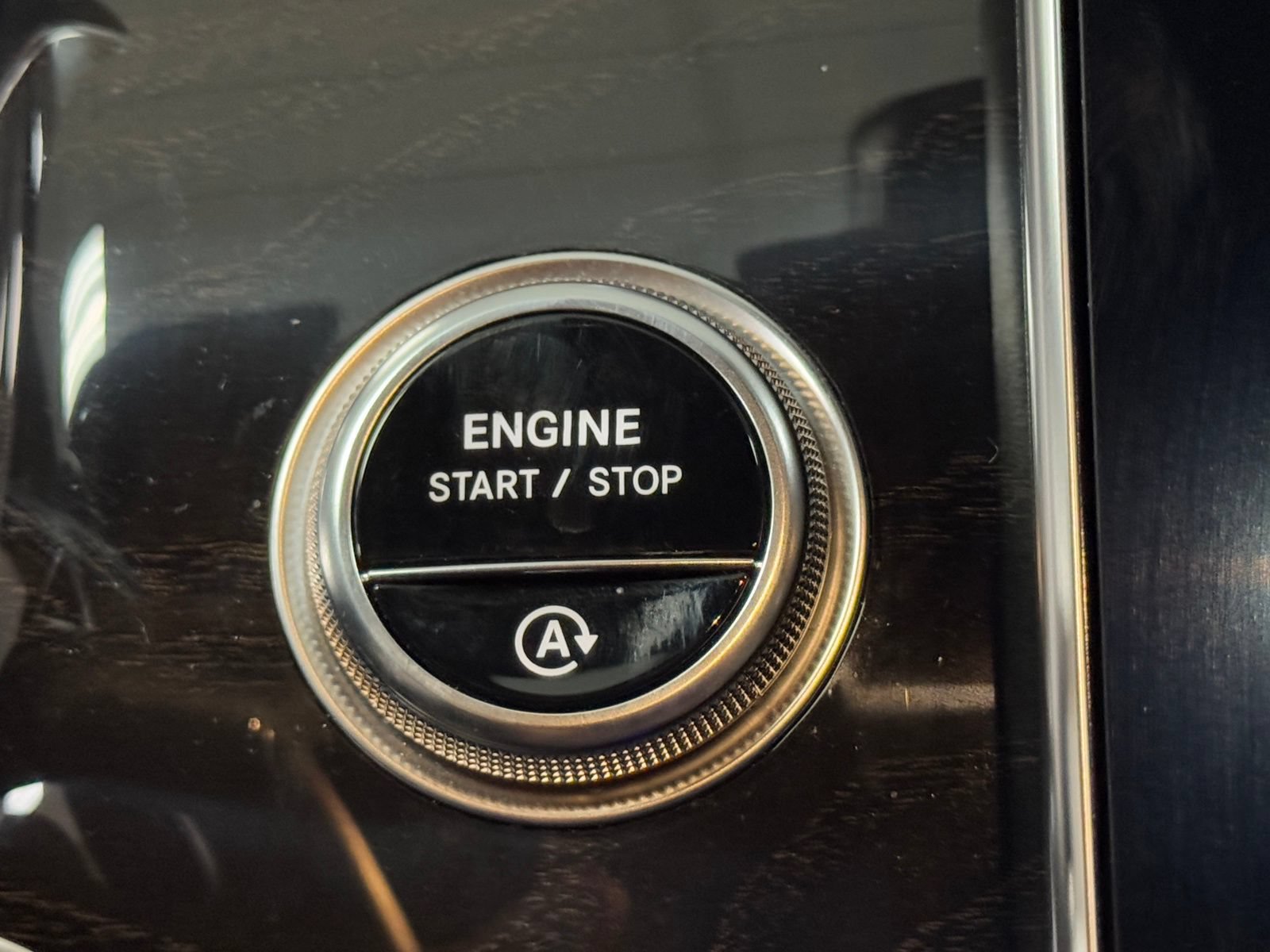 Used 2023 Mercedes-Benz GLC 300 image 30