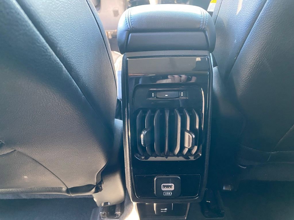 Used 2022 Jeep Compass Latitude image 30