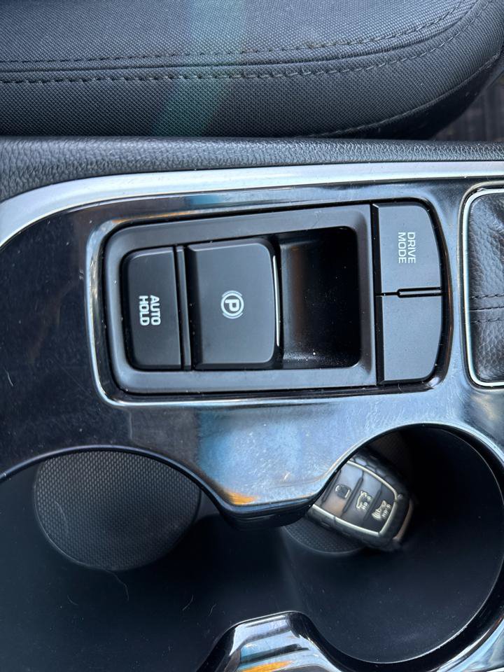 Used 2019 Hyundai Sonata SEL w/ Tech Package 02 FWD image 24