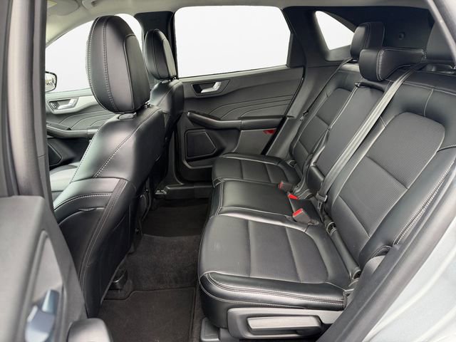 Used 2024 Ford Escape Platinum AWD/4WD image 13