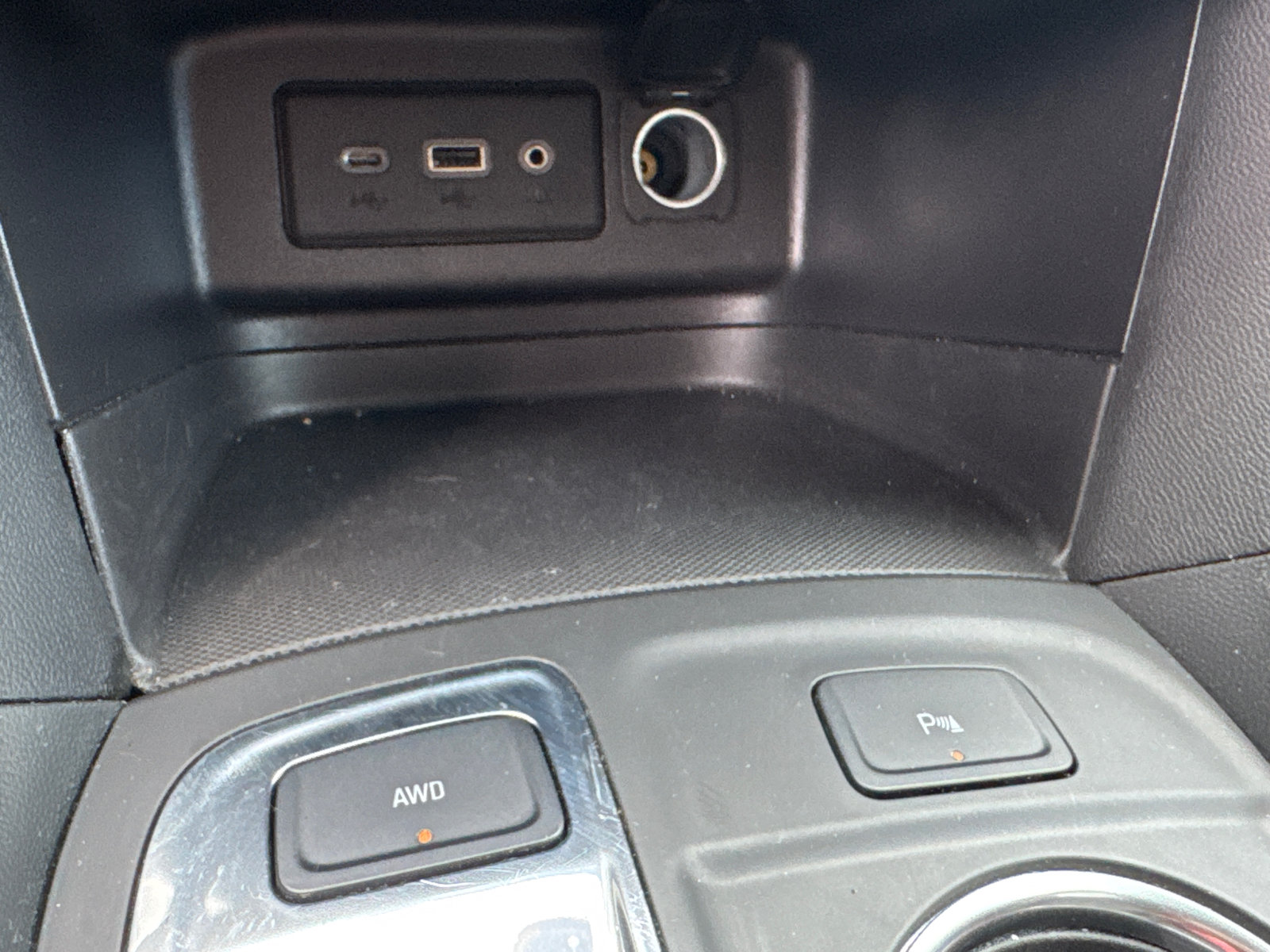 Used 2024 Chevrolet Equinox LT AWD/4WD image 27