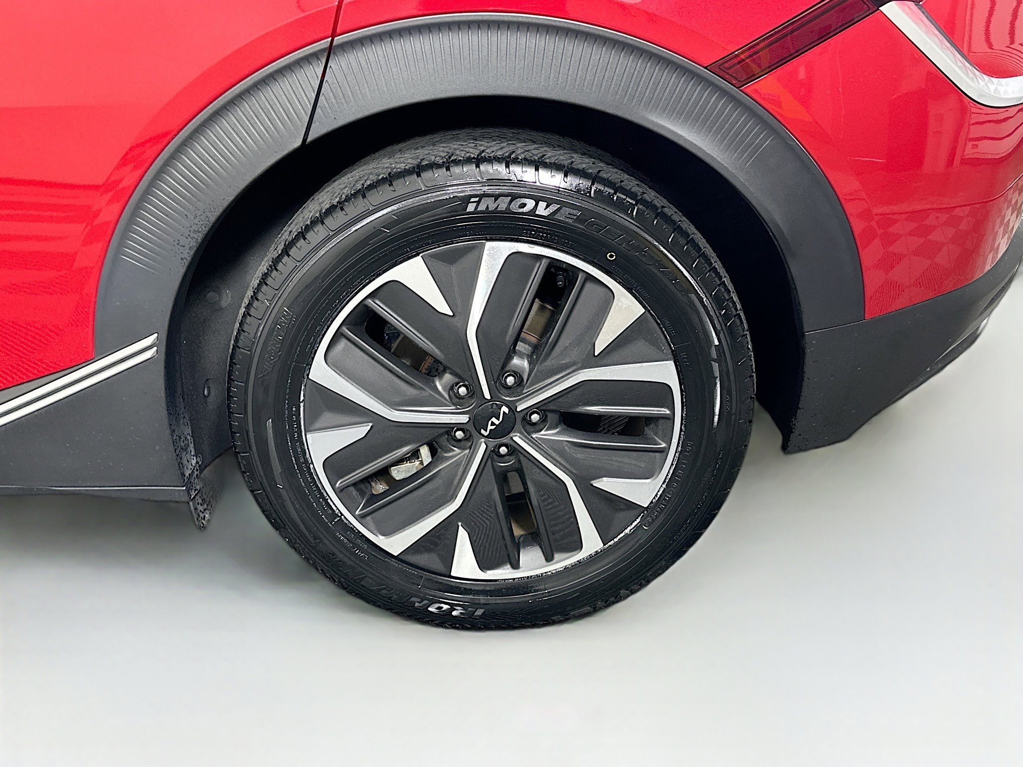 Used 2024 Kia EV6 Light image 11