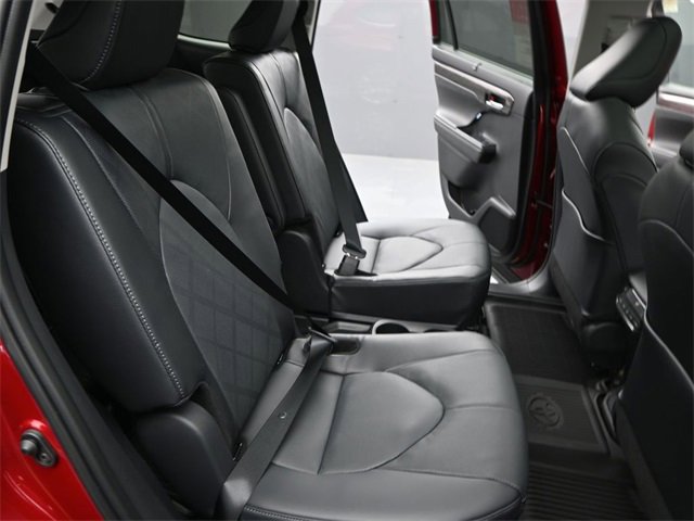 New 2026 Toyota Highlander Platinum image 15