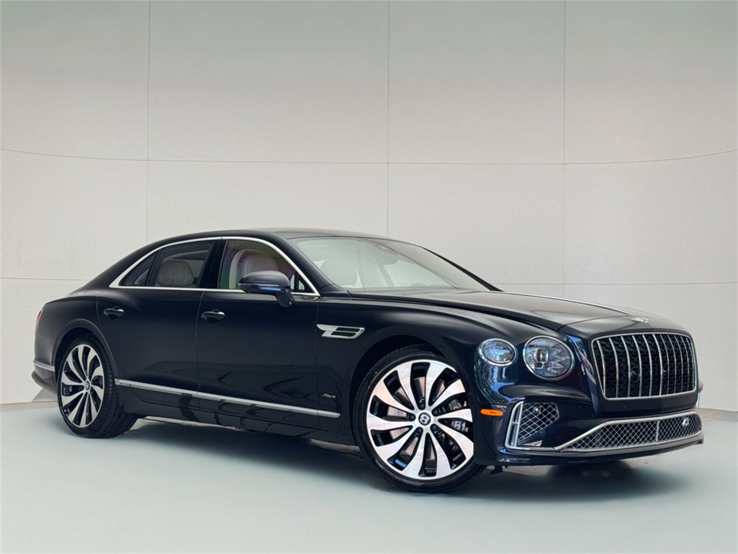 New 2026 Bentley Flying Spur Azure video 1