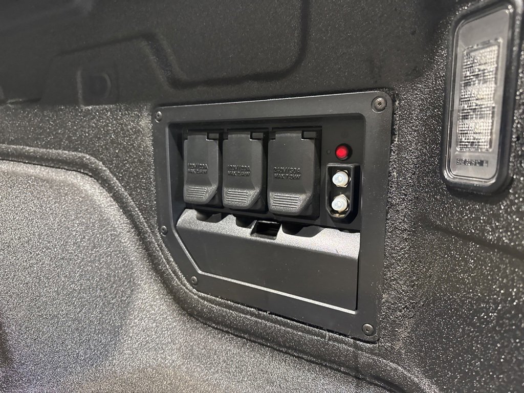 New 2025 GMC Sierra EV Denali image 15