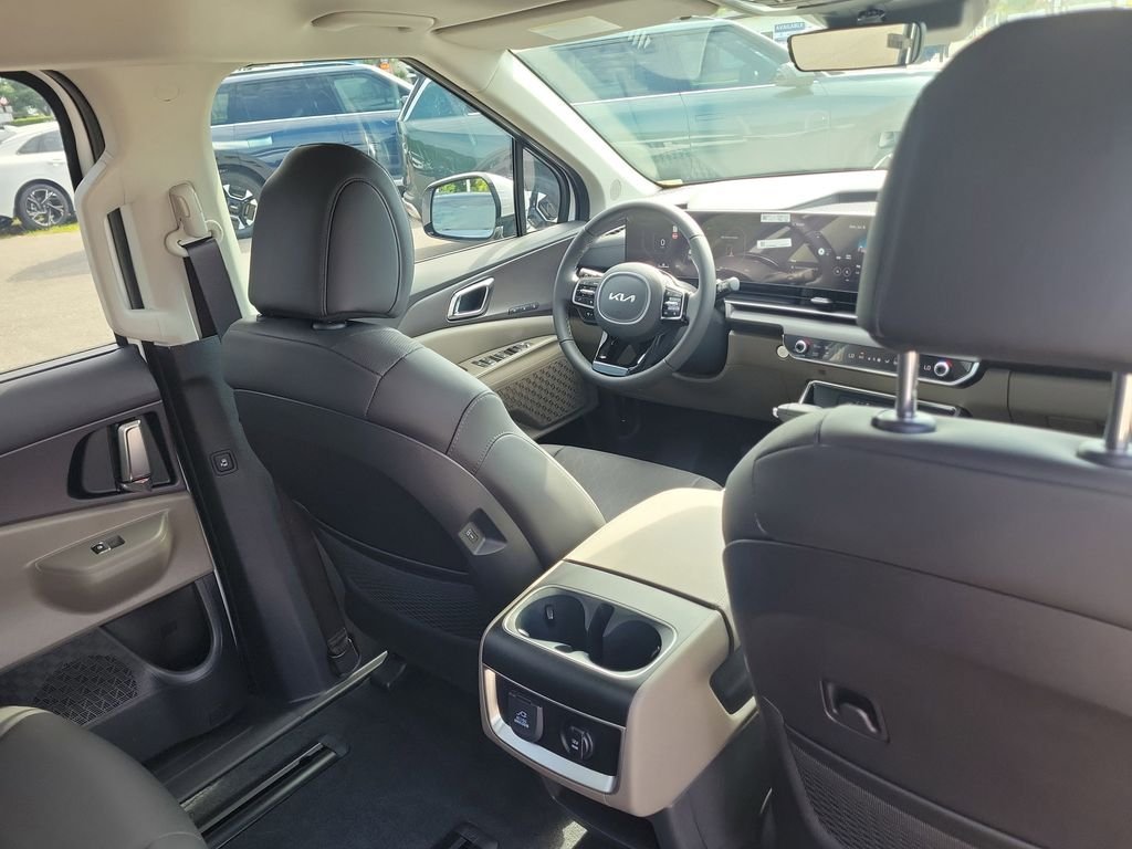 New 2026 Kia Carnival SX FWD image 13