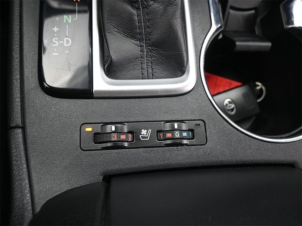 Used 2019 Toyota Highlander Limited Platinum image 33