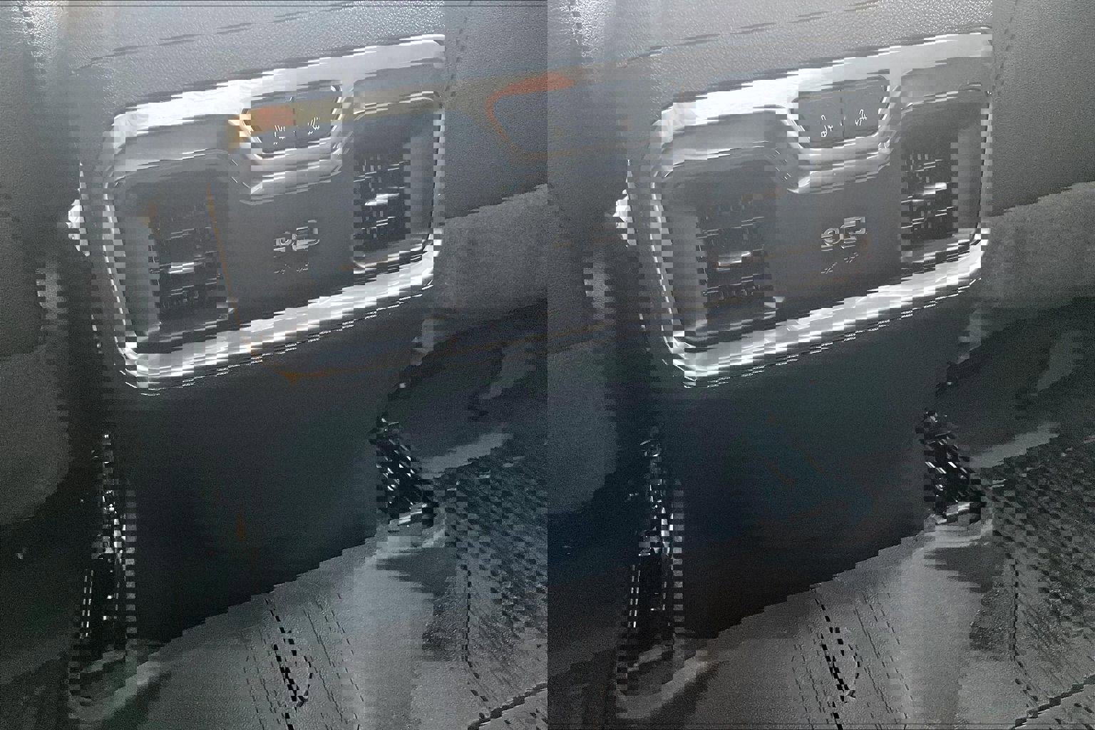 Used 2024 Chevrolet Silverado 1500 High Country w/ Z71 Off-Road Package image 32