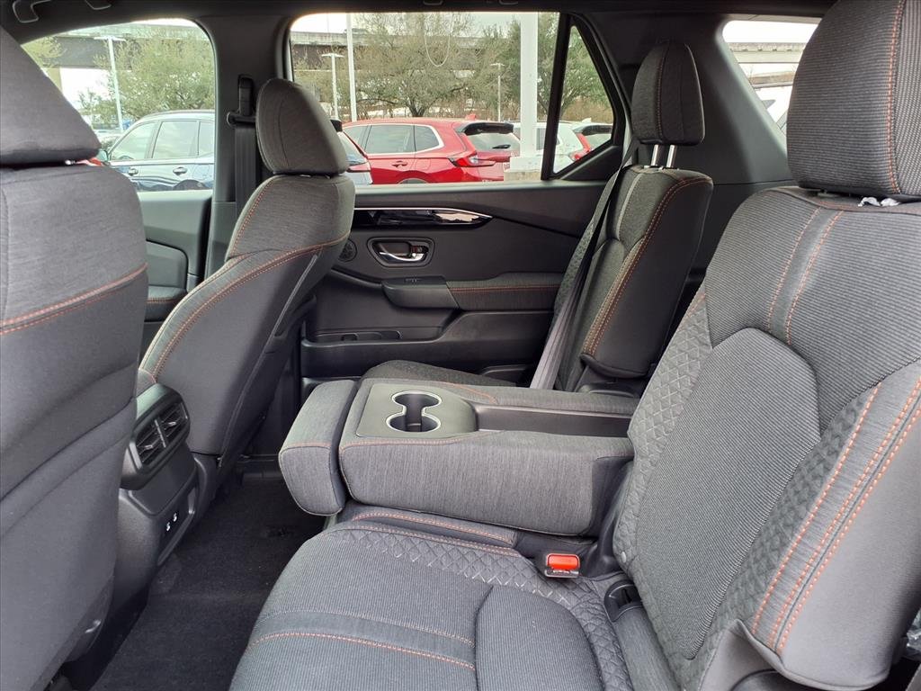 New 2026 Honda Pilot Sport image 18