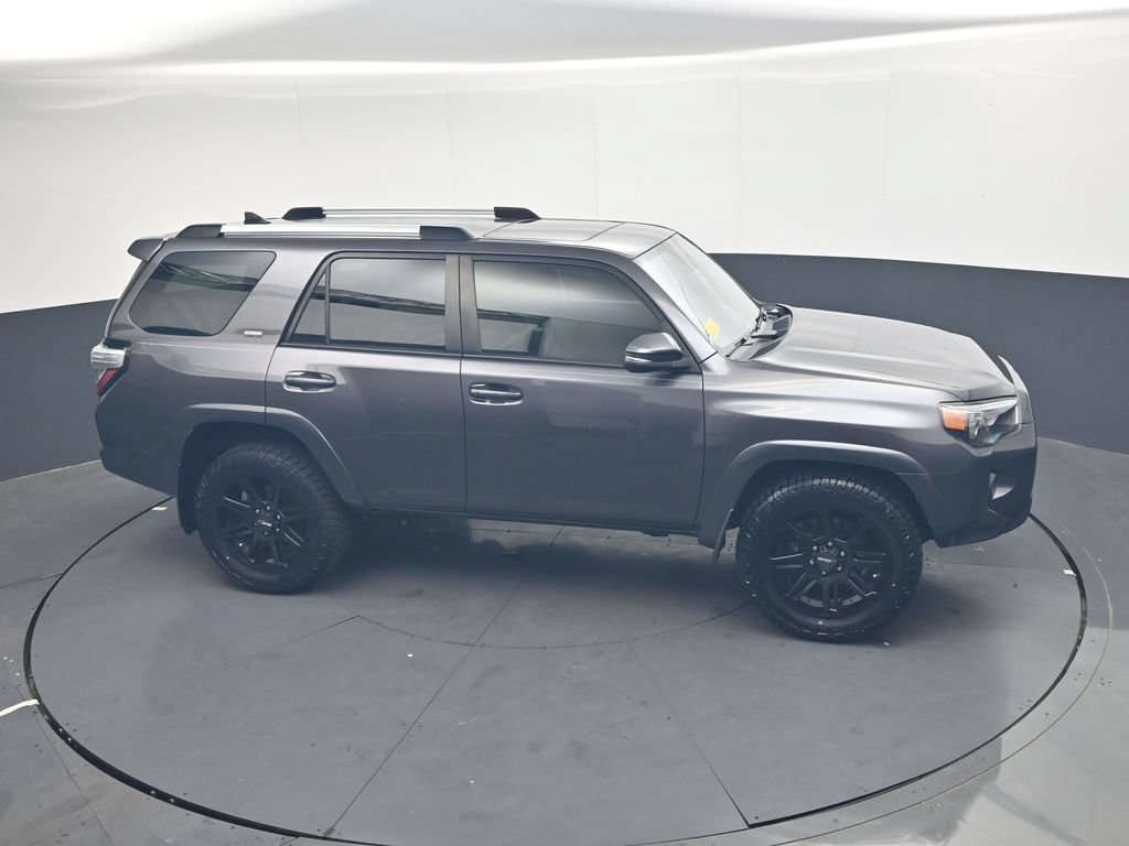 Used 2021 Toyota 4Runner SR5 Premium w/ Moonroof Package RWD image 28