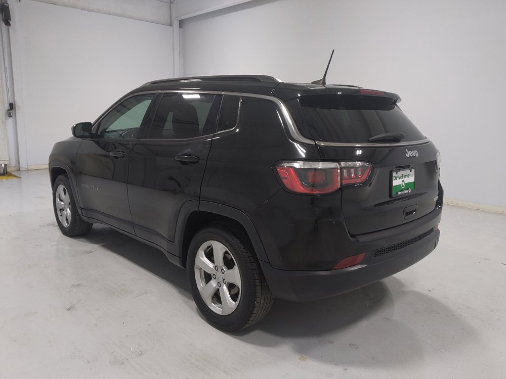 Used 2019 Jeep Compass Latitude w/ Cold Weather Group FWD image 5