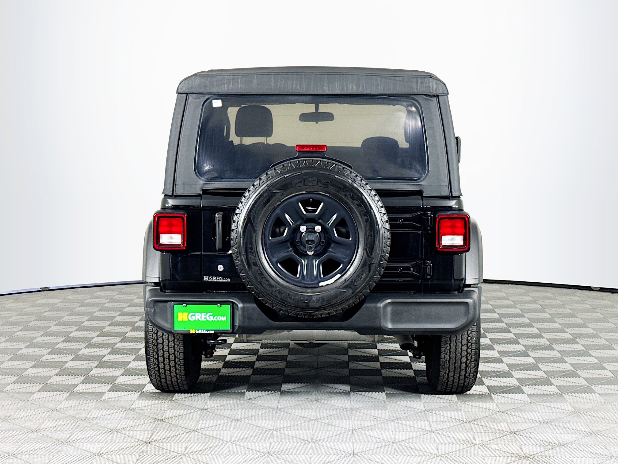Used 2022 Jeep Wrangler Sport image 8
