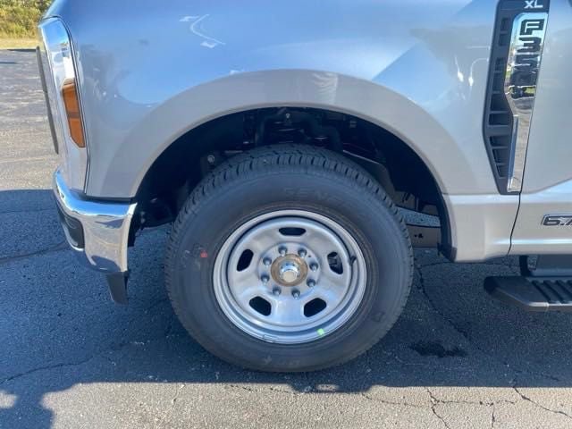 New 2024 Ford F350 XL w/ 360-Degree Camera Package RWD image 13