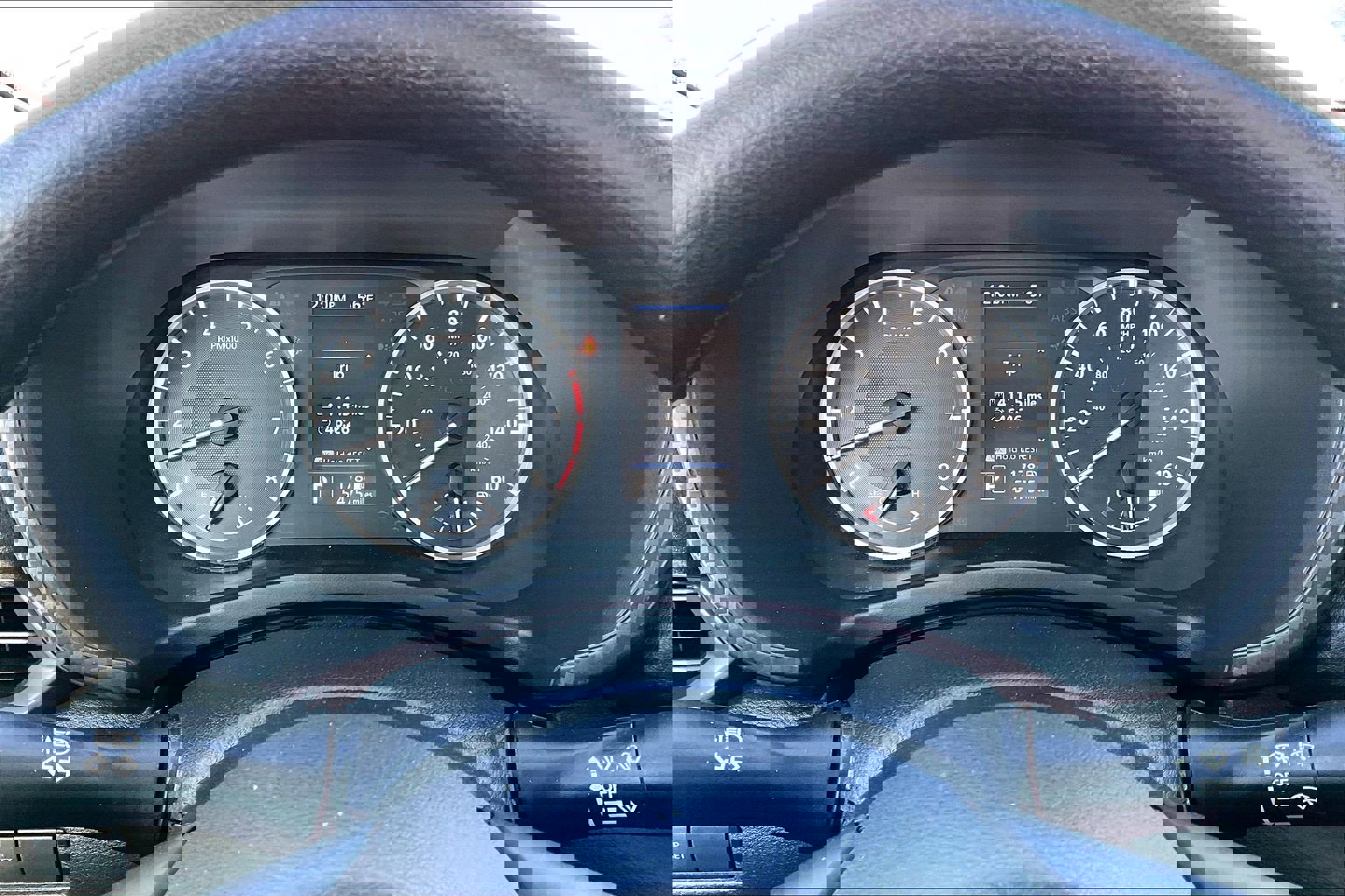 Used 2025 Nissan Sentra S image 13