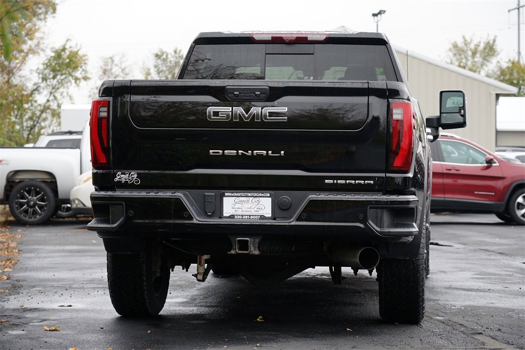 Used 2024 GMC Sierra 3500 Denali Ultimate image 4