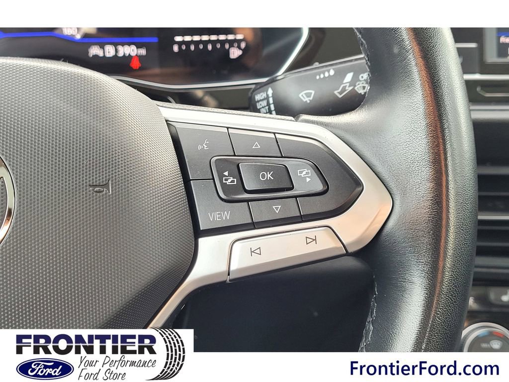 Used 2023 Volkswagen Jetta SE image 19