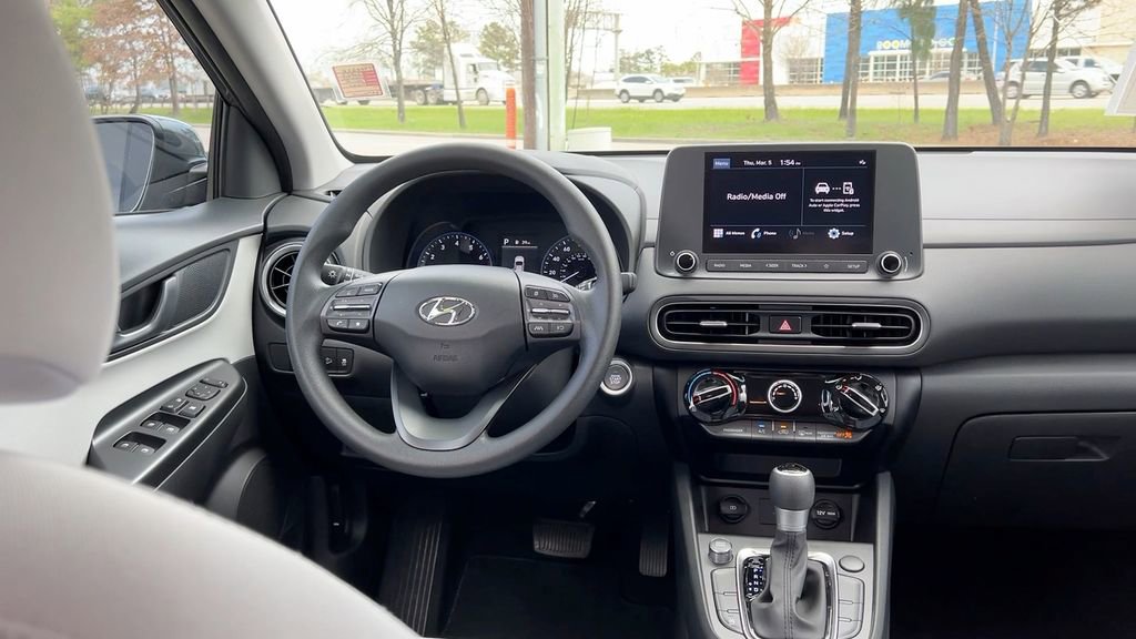 Used 2023 Hyundai Kona SEL w/ Cargo Package image 21