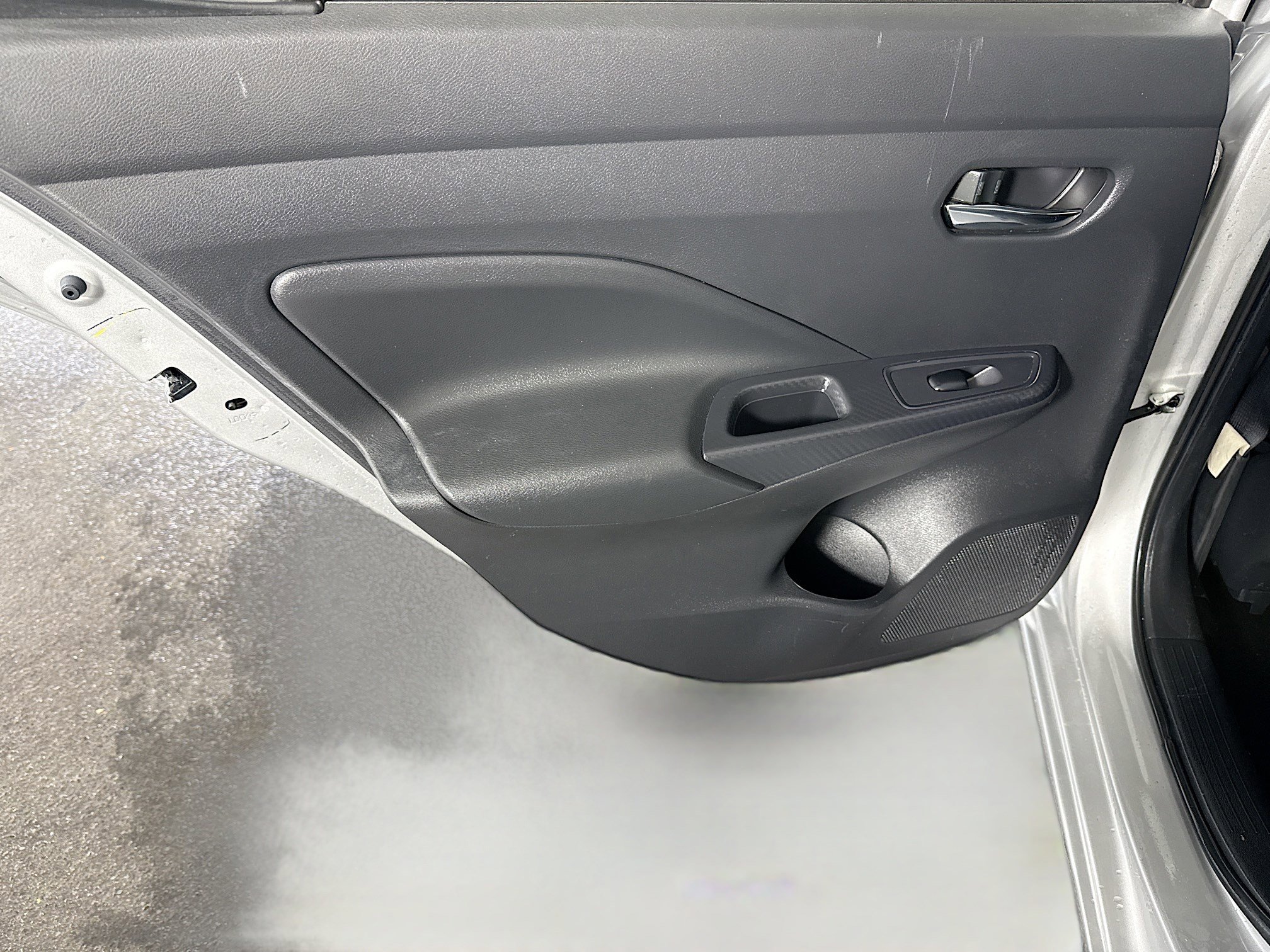 Used 2024 Nissan Versa SV w/ Trunk Package image 26