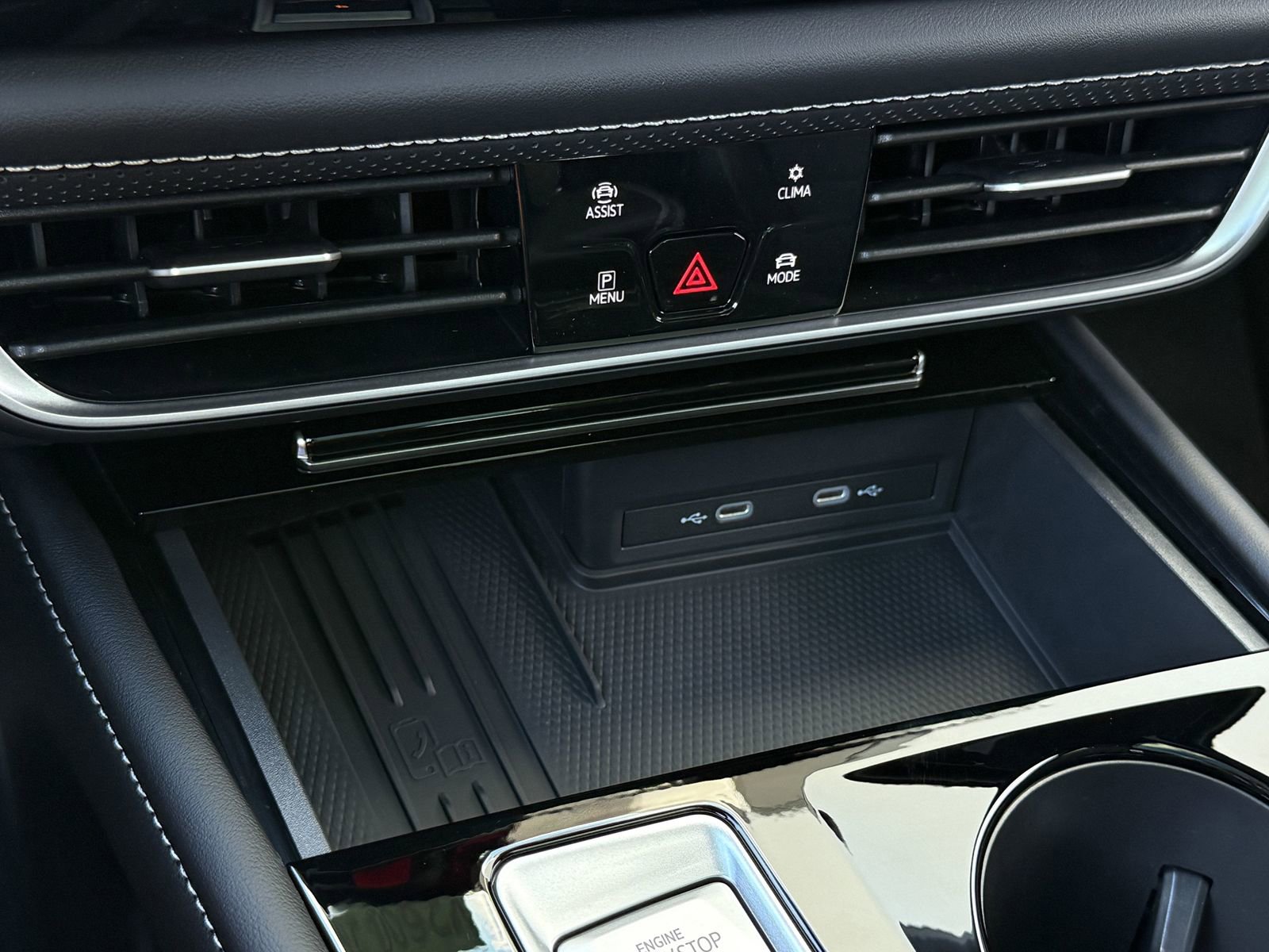 New 2026 Volkswagen Atlas Cross Sport SEL R-Line image 17