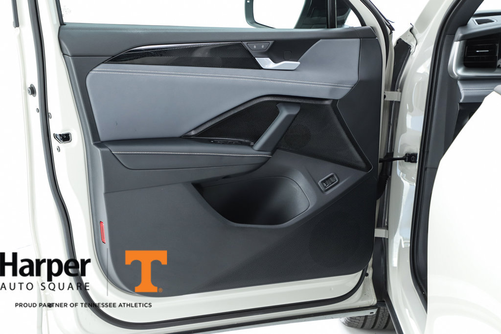 New 2025 Volkswagen Tiguan SE R-Line FWD image 57