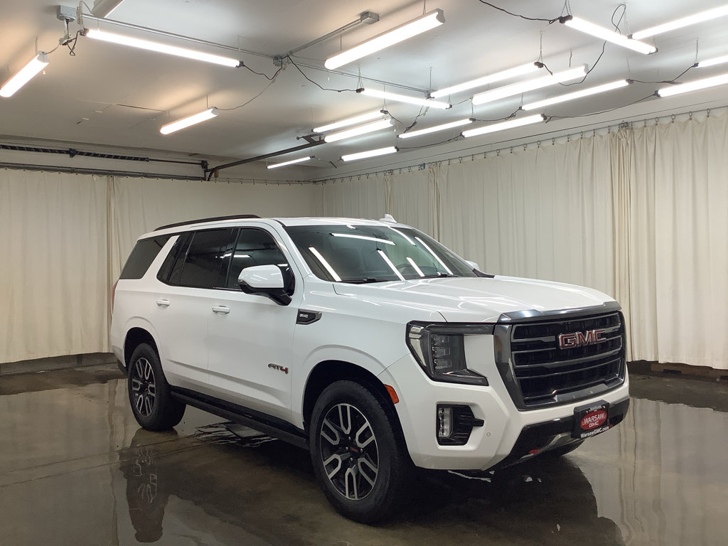 Used 2023 GMC Yukon AT4 AWD/4WD image 3