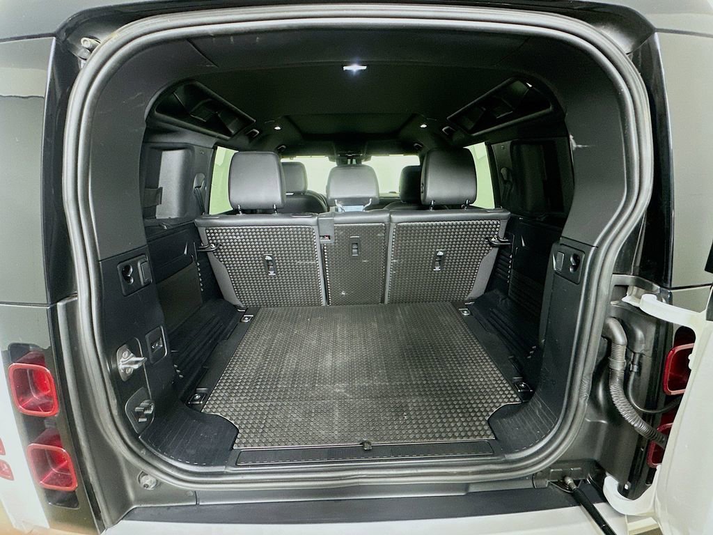 Used 2024 Land Rover Defender 110 S AWD/4WD image 32