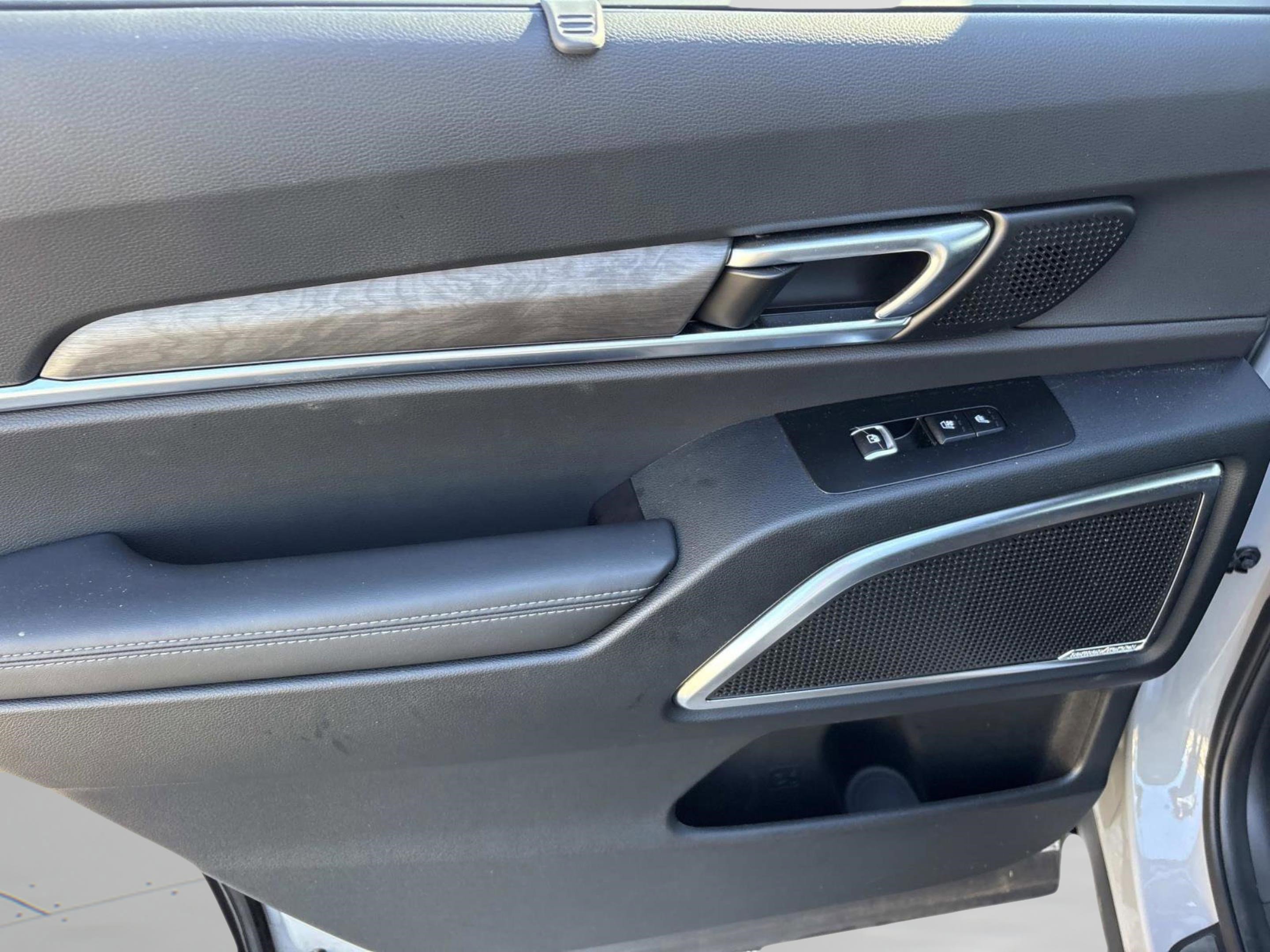 Used 2025 Kia Telluride SX Prestige X-Line image 19