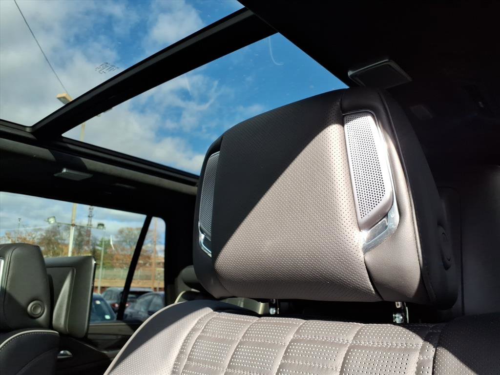 Certified 2023 Cadillac Escalade V image 28