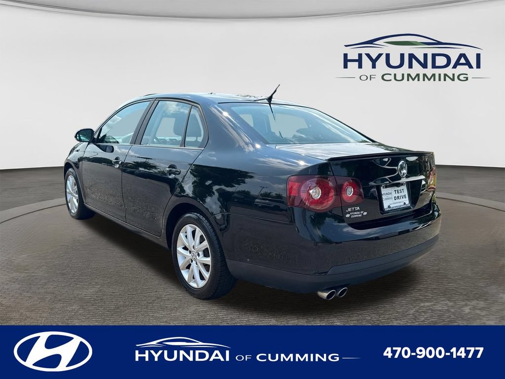 Used 2010 Volkswagen Jetta Limited Edition FWD image 6