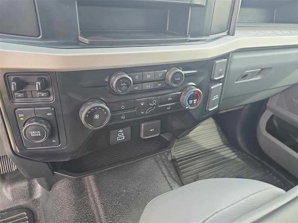 Used 2024 Ford F250 XL image 24