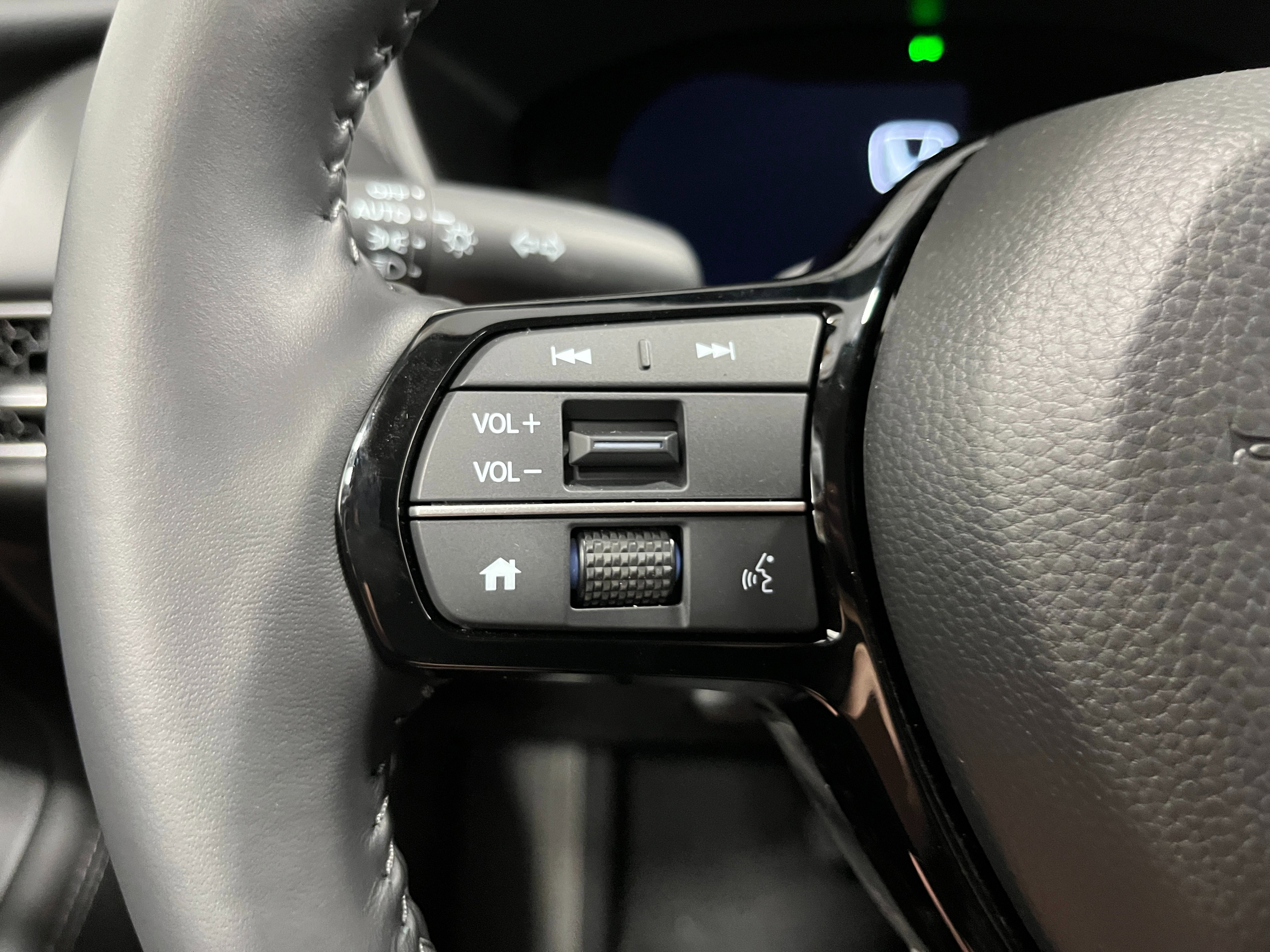 New 2027 Honda HR-V EX-L image 17