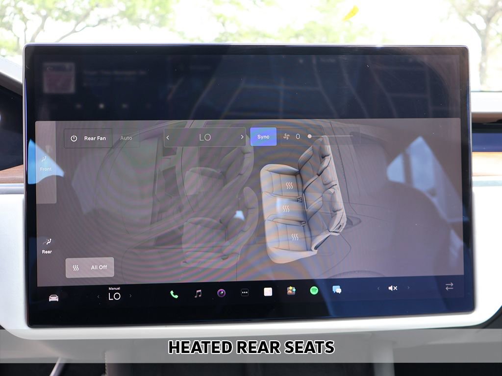 Used 2022 Tesla Model S image 8