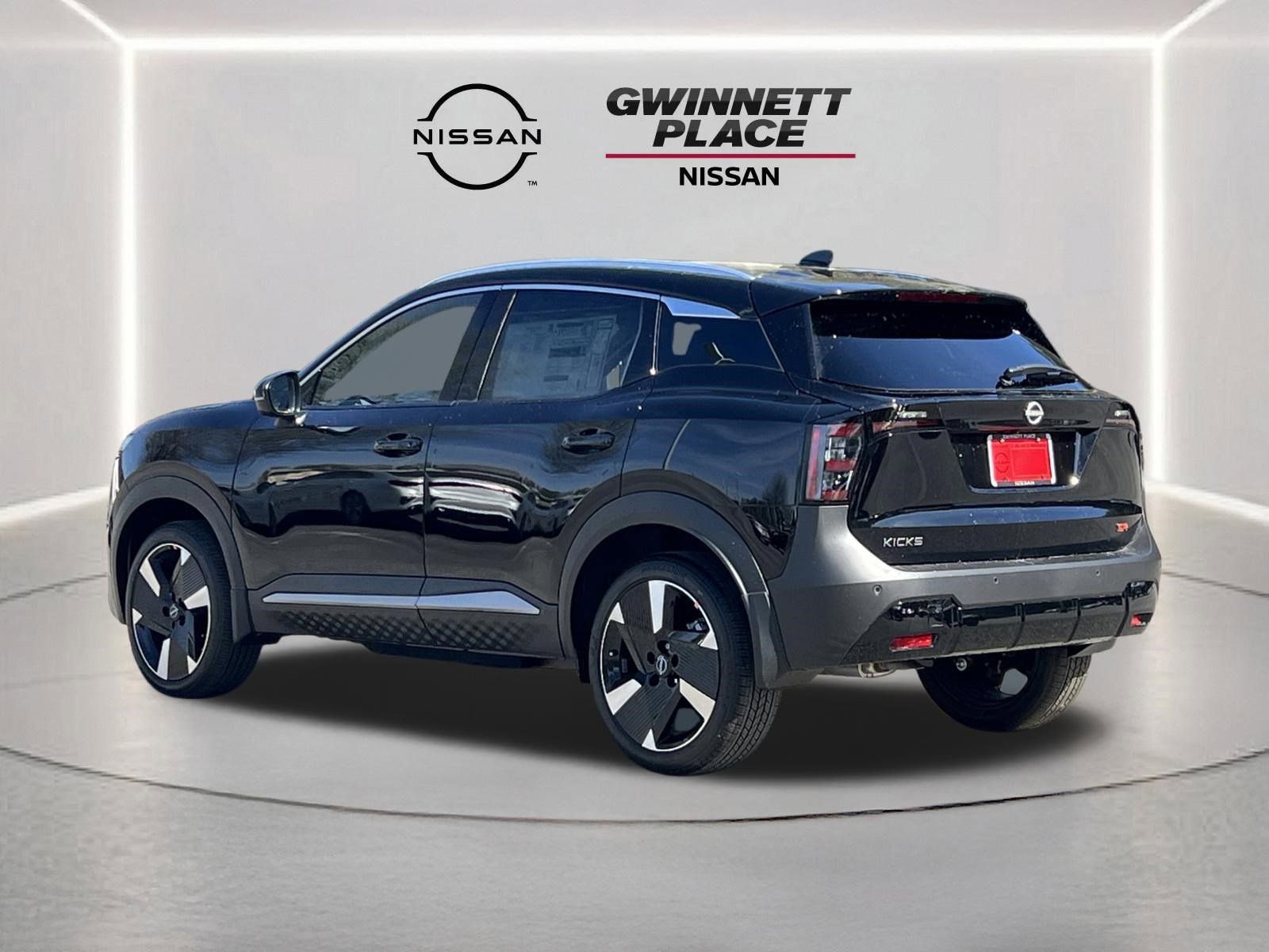 New 2026 Nissan Kicks SR image 24