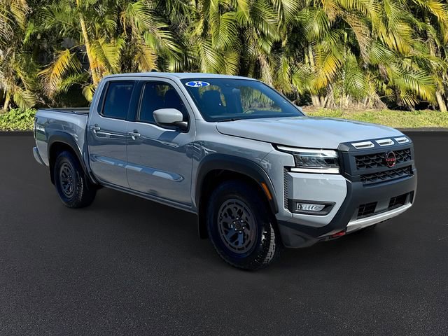 Used 2025 Nissan Frontier Pro-X RWD image 2